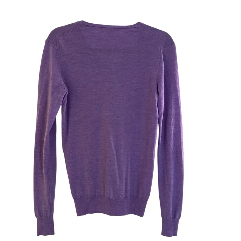 Uniqlo purple V-neck preppy academia sweater Size M Pure new wool - Picture 6 of 9